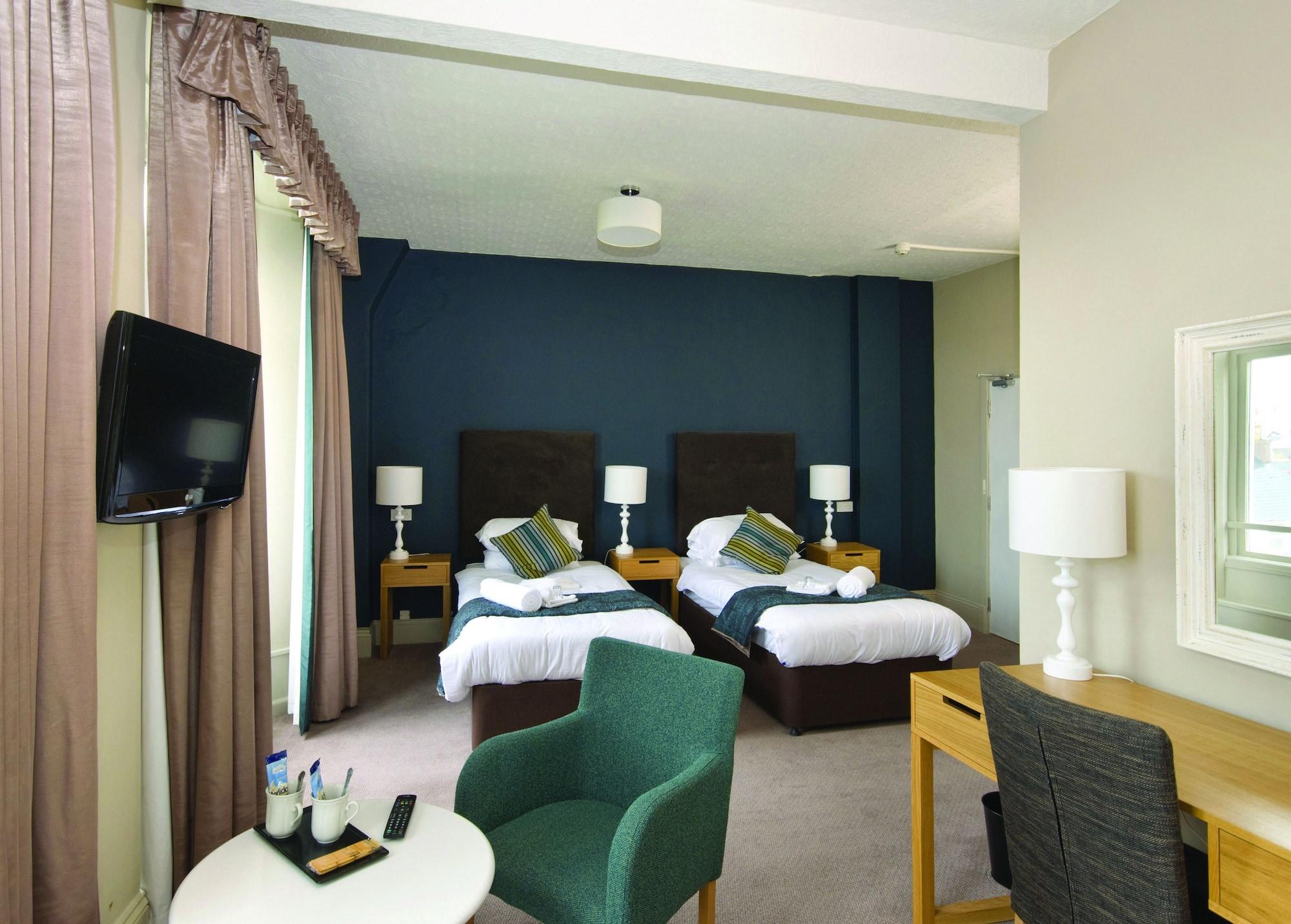 Imperial Hotel טנבי מראה חיצוני תמונה
