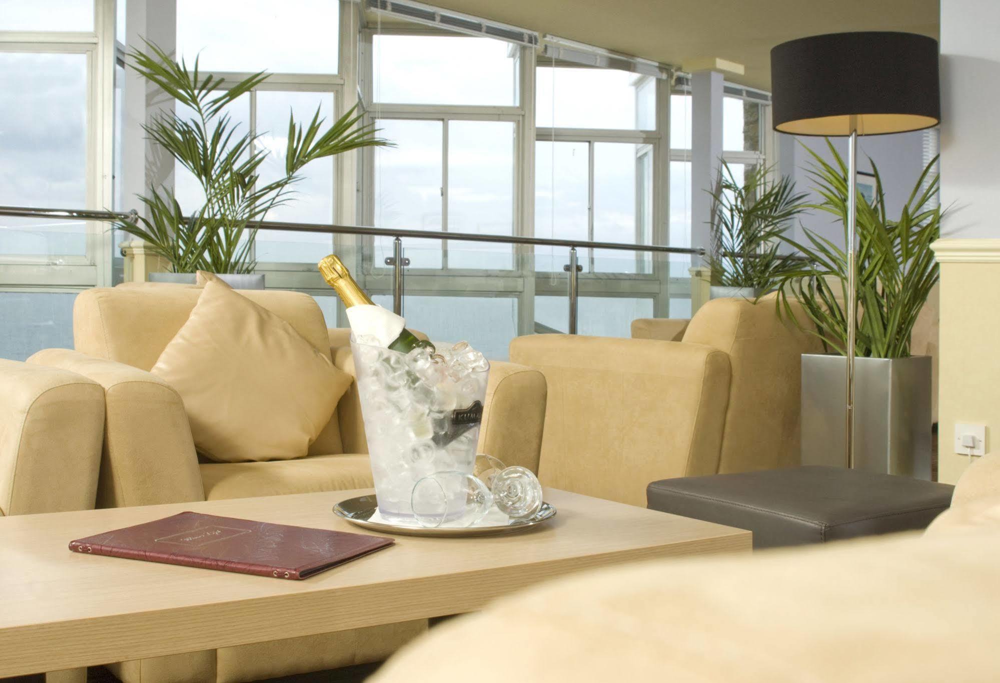 Imperial Hotel טנבי מראה חיצוני תמונה